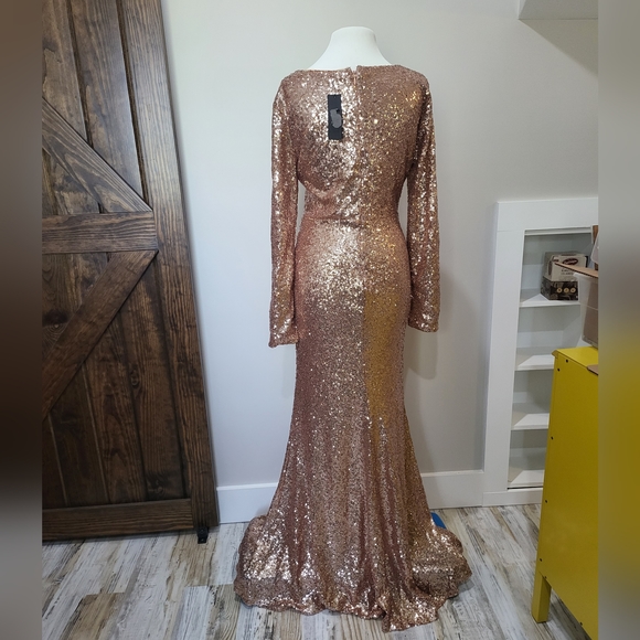 Lulus Capture the Moon Rose Gold Long Sleeve Sequin Maxi Dress Gown Sz Large NWT - Picture 3 of 4